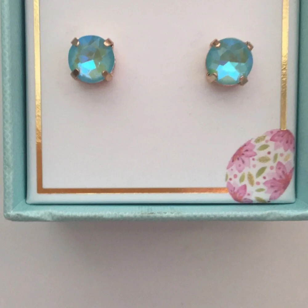 Gorgeous Aquamarine AB Crystal Earrings - Picture 3 of 9